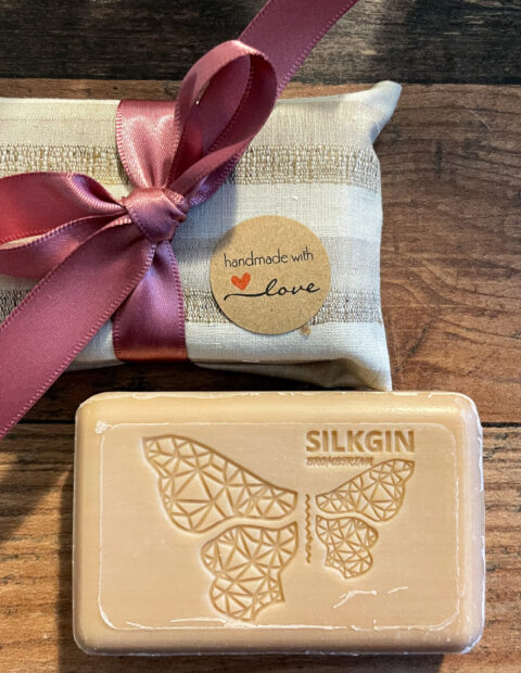 Naturseife Silkgin Geschenkbox – Bild 3